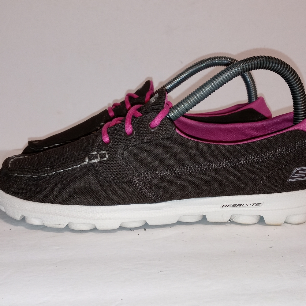 Skechers Black and Pink Slip-On Sneakers